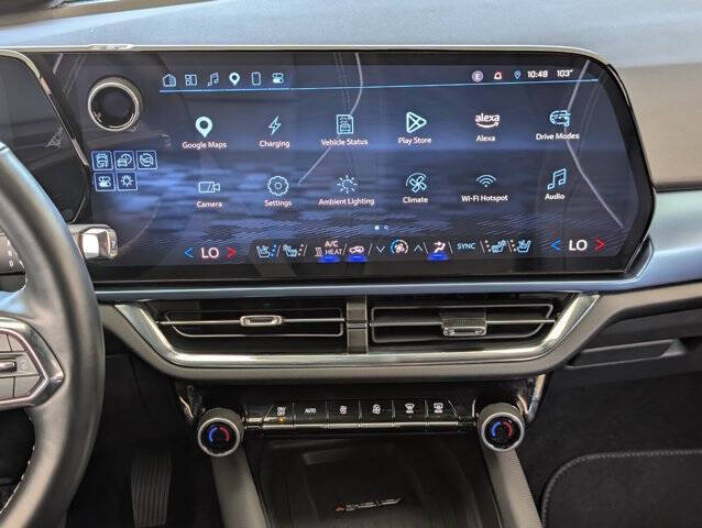2025 Chevrolet Equinox EV LT 2
