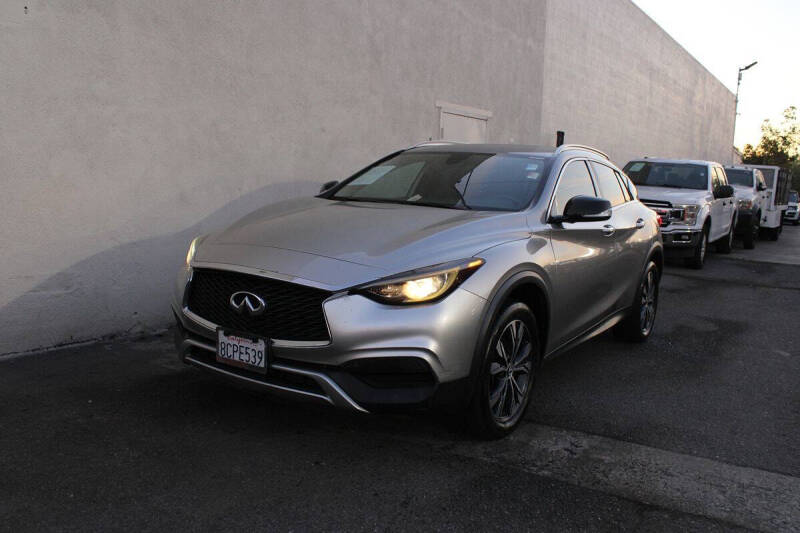 2018 Infiniti QX30 Luxury