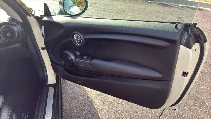 2015 MINI Hardtop 2 Door Cooper