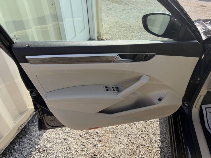 2018 Volkswagen Passat 2.0T SE