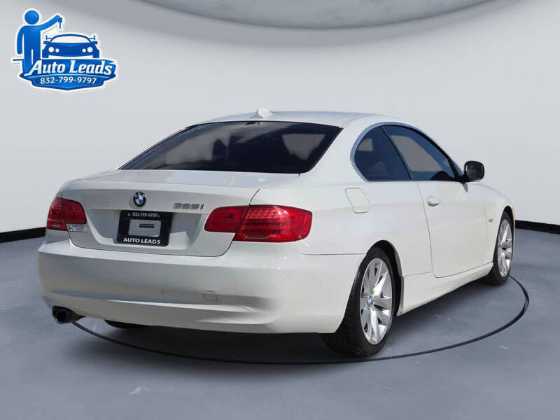 2011 BMW 3 Series 328i
