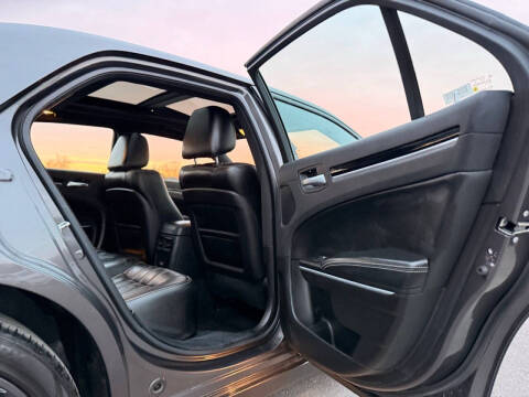 2023 Chrysler 300 S V6