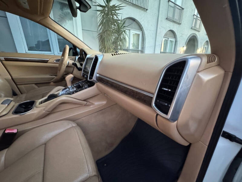 2013 Porsche Cayenne Tiptronic