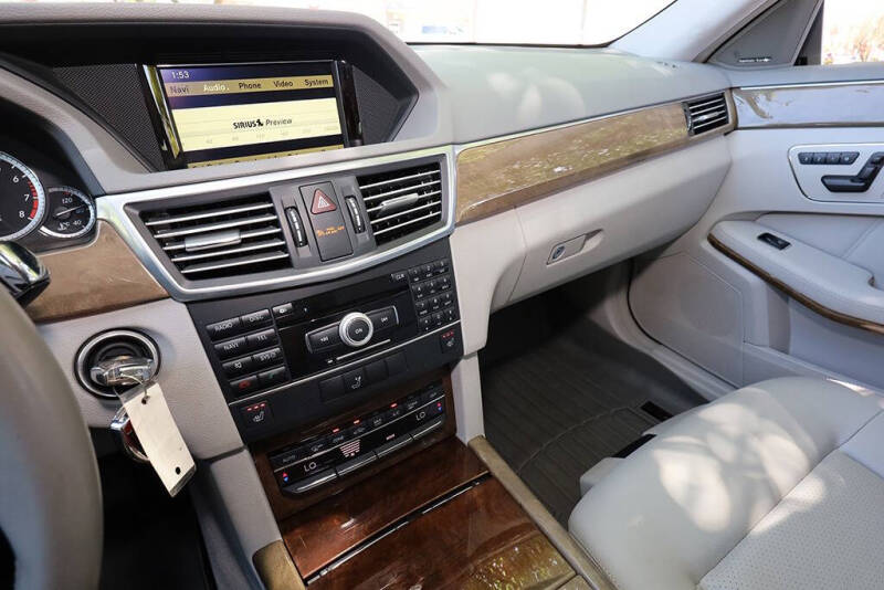 2011 Mercedes-Benz E-Class E 350 Luxury 4MATIC