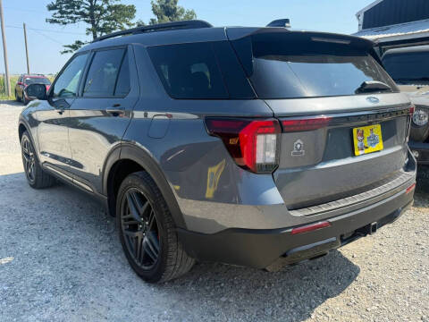 2025 Ford Explorer ST-Line