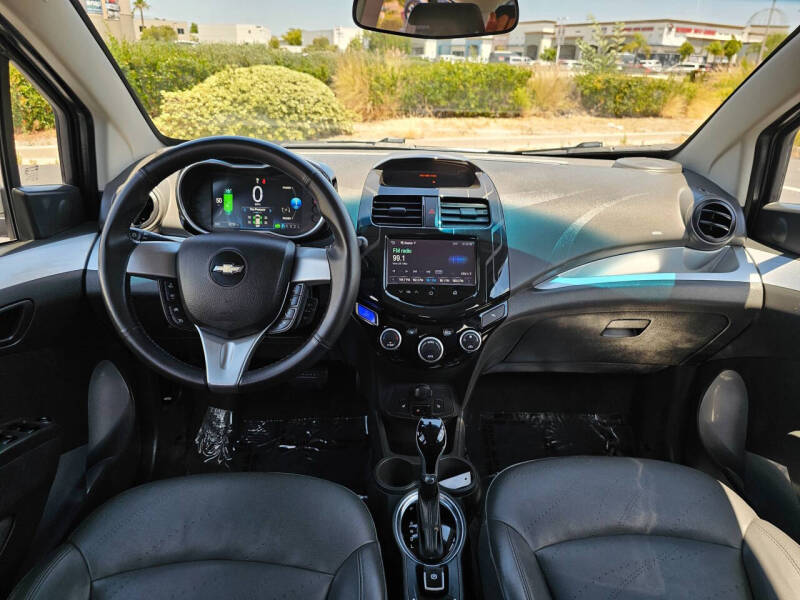 2016 Chevrolet Spark EV 2LT