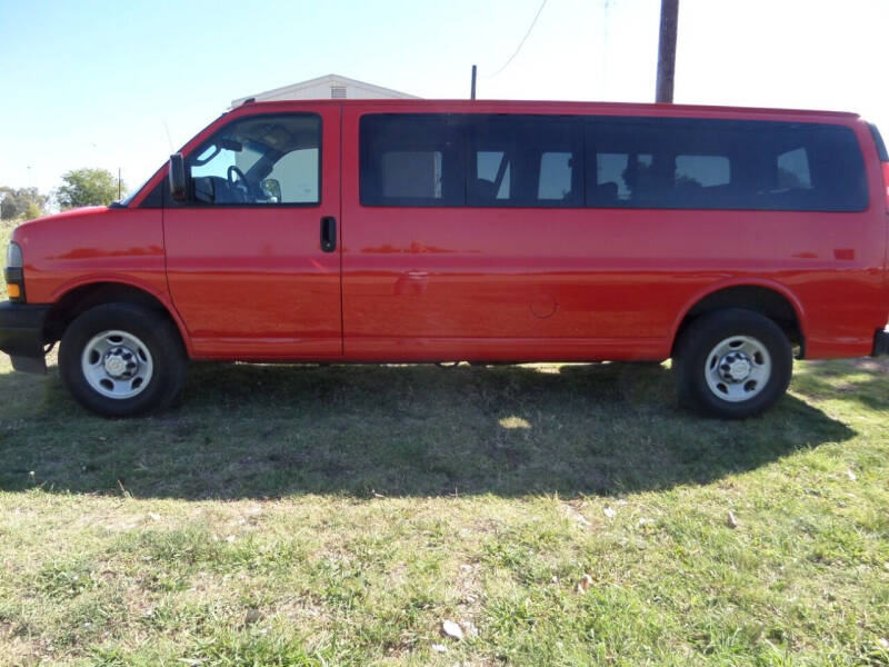 2019 Chevrolet Express for sale at AUTO FLEET REMARKETING, INC. in Van Alstyne TX