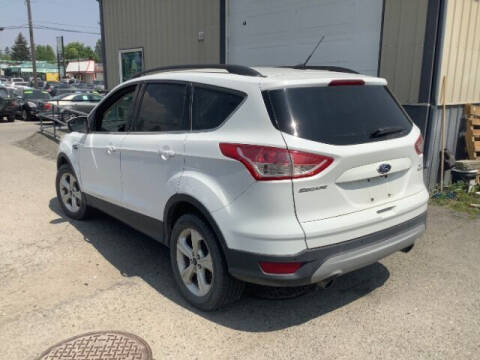 2015 Ford Escape SE
