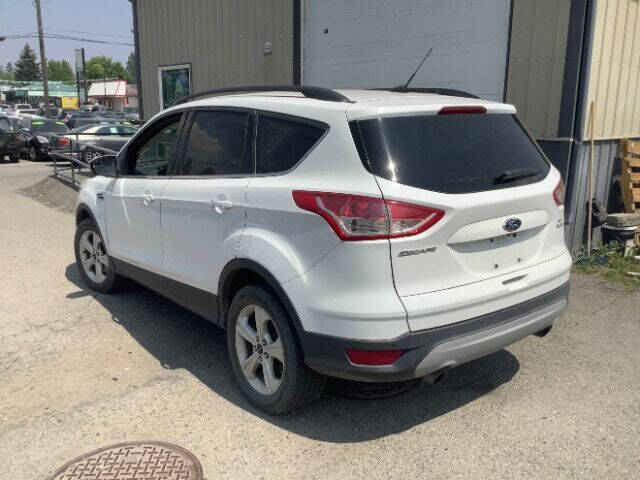 2015 Ford Escape SE