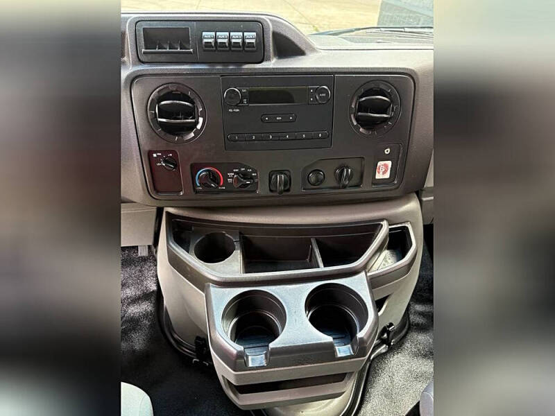 2015 Ford E-Series