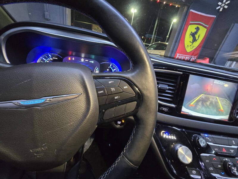 2019 Chrysler Pacifica Hybrid Touring L 35th Anniversary