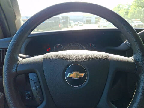 2022 Chevrolet Express 2500