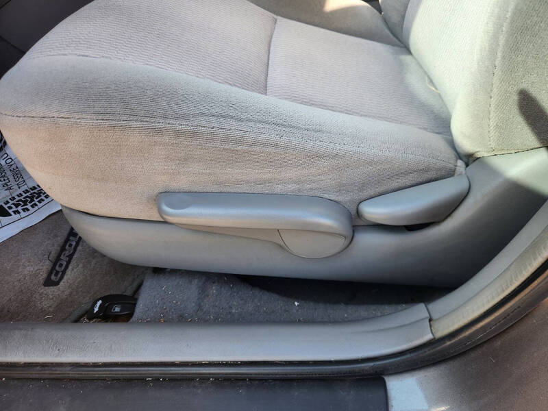 2006 Toyota Corolla LE