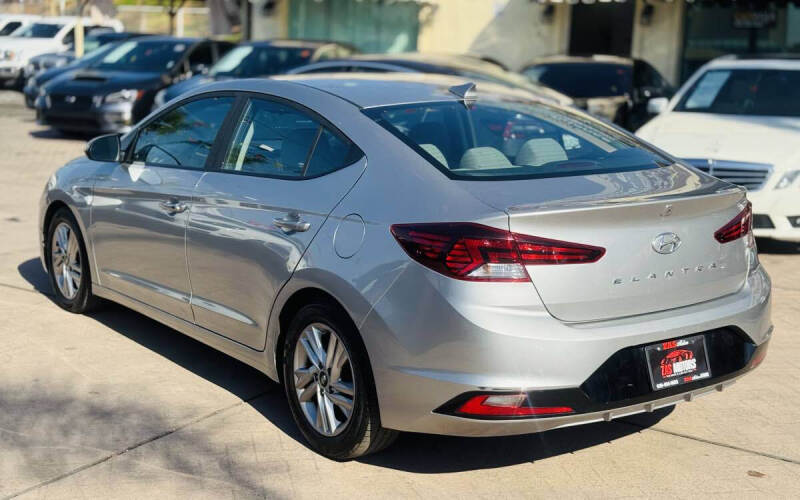 2020 Hyundai Elantra