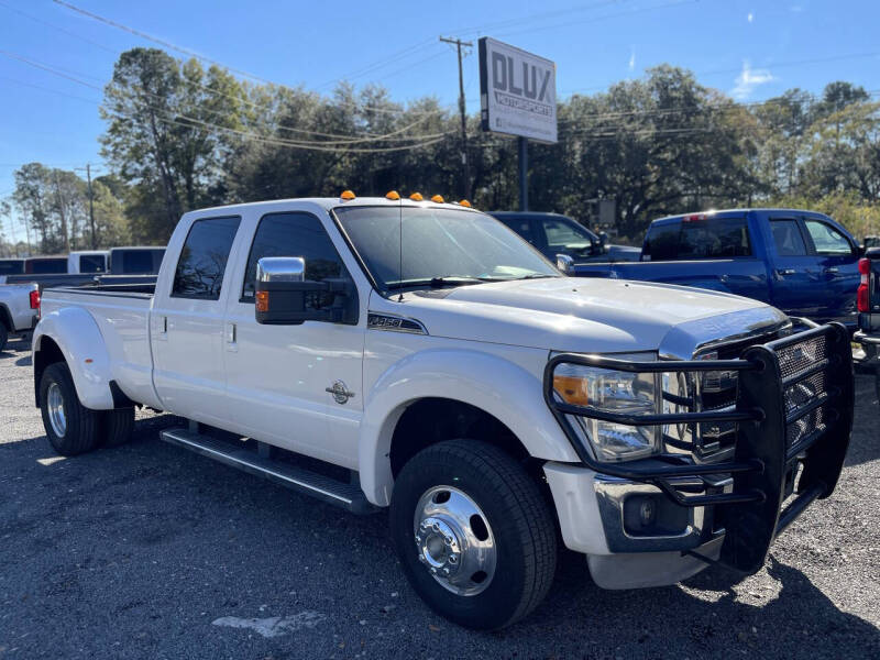 2011 Ford F-450 Super Duty Lariat's photo
