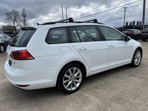 2016 Volkswagen Golf SportWagen TSI SE