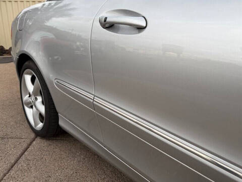 2005 Mercedes-Benz CLK CLK 320