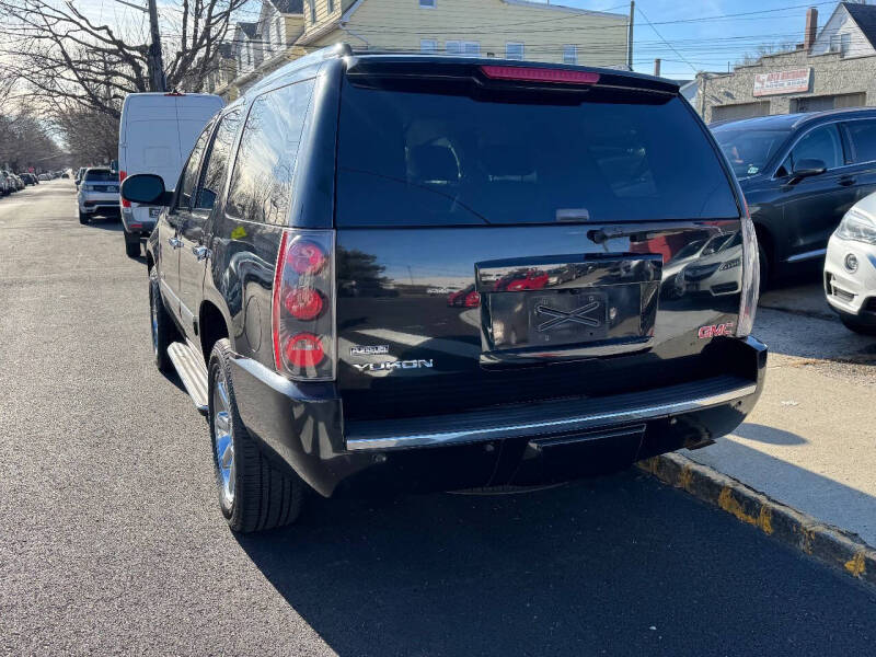 2009 GMC Yukon Denali