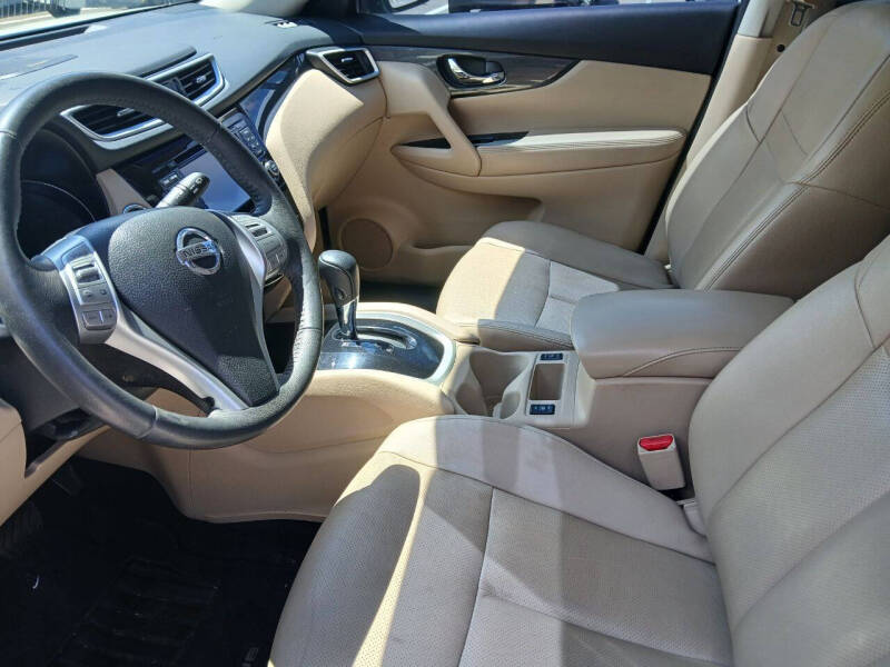 2016 Nissan Rogue SL