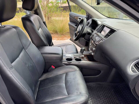 2014 Nissan Pathfinder SL