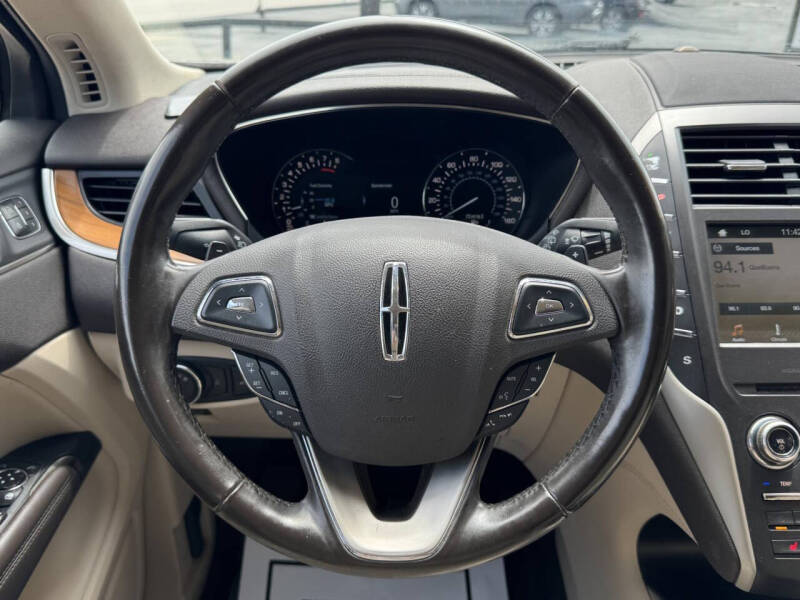 2017 Lincoln MKC Select