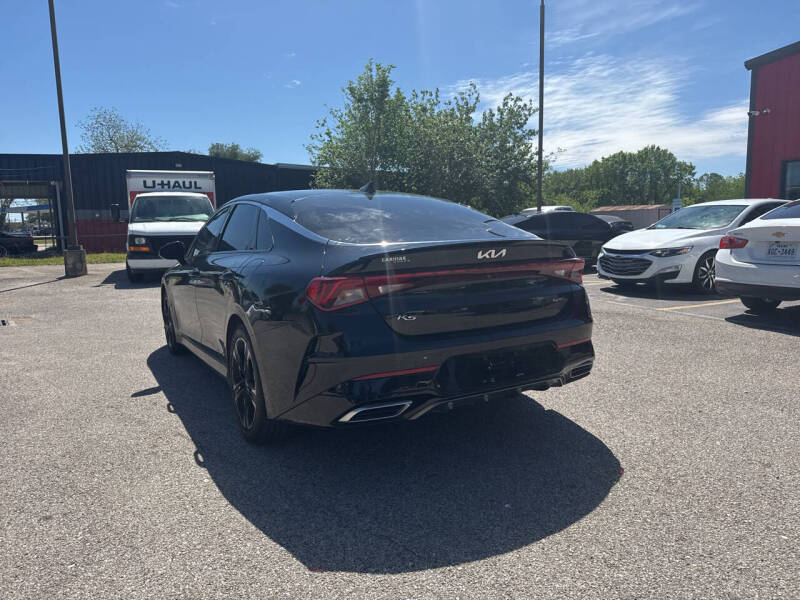 2022 Kia K5 GT-Line