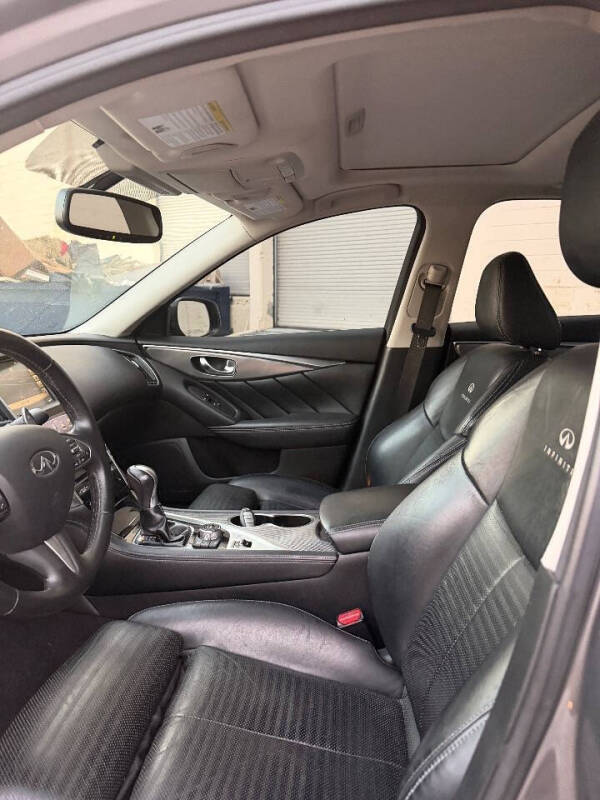 2014 Infiniti Q50 Hybrid Sport