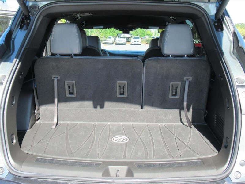 2024 Buick Enclave Essence