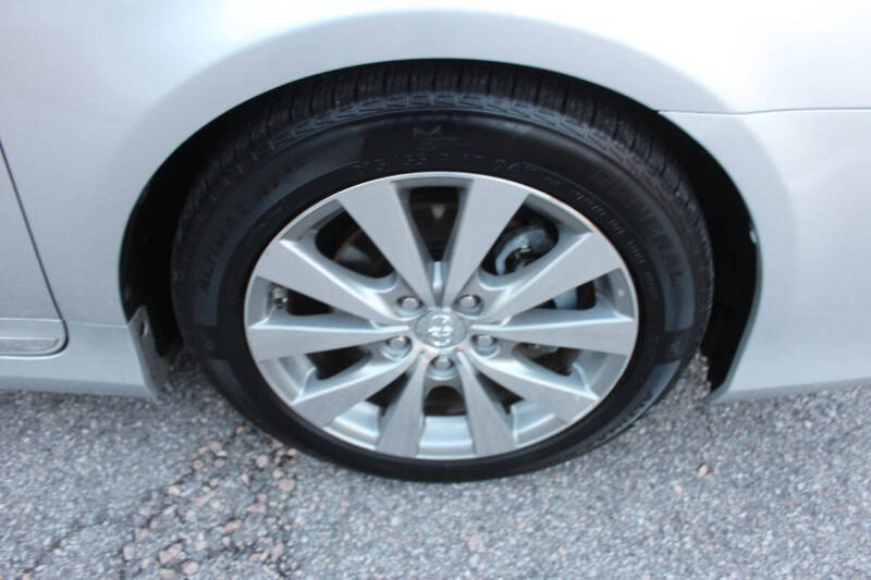 2011 Toyota Avalon Limited