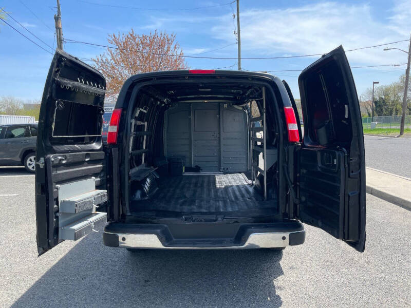 2018 Chevrolet Express 2500