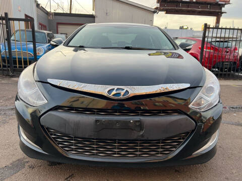 2012 Hyundai Sonata Hybrid for sale at SANAA AUTO SALES LLC in Englewood CO