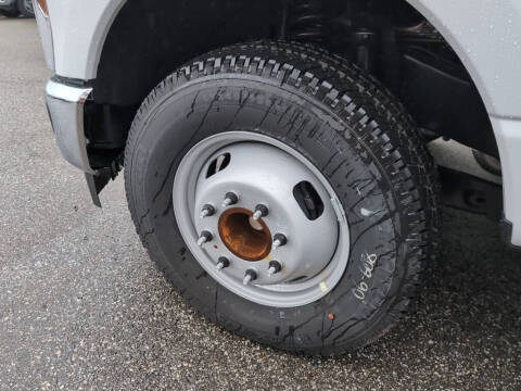 2025 Ford F-350 Super Duty XL