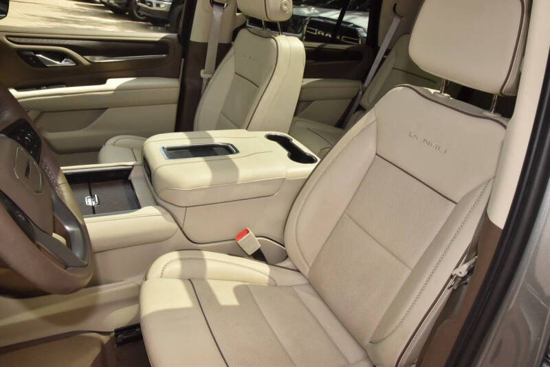 2023 GMC Yukon Denali