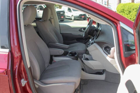 2021 Chrysler Pacifica Touring