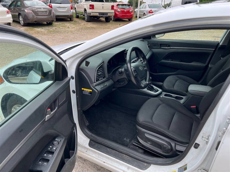 2018 Hyundai Elantra