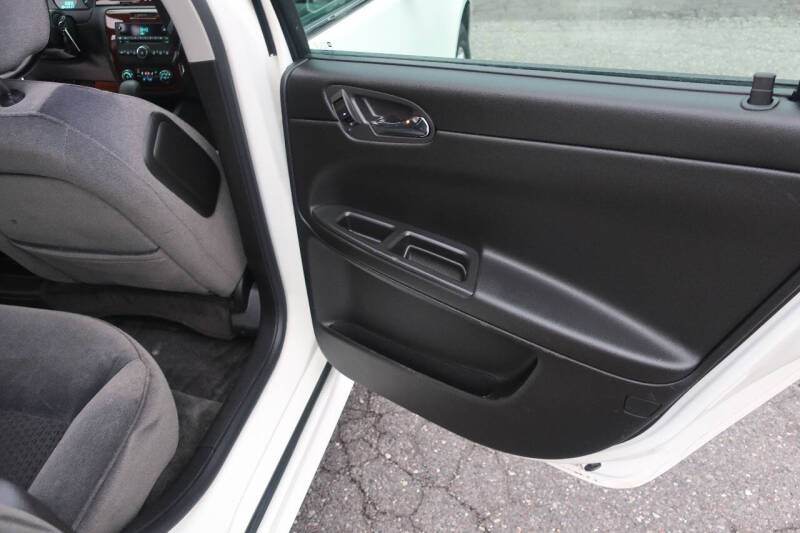 2009 Chevrolet Impala LS