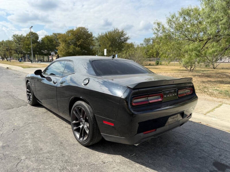 2020 Dodge Challenger
