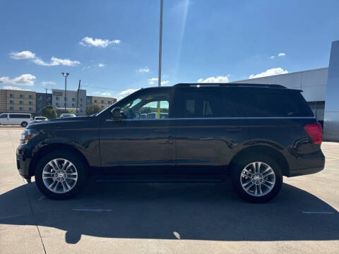 2024 Ford Expedition XLT