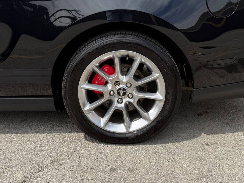 2011 Ford Mustang V6 Premium