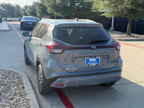 2023 Nissan Kicks SV