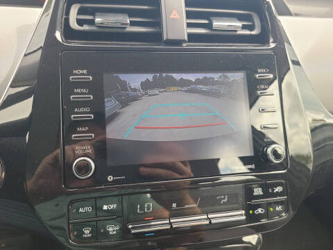 2022 Toyota Prius L Eco