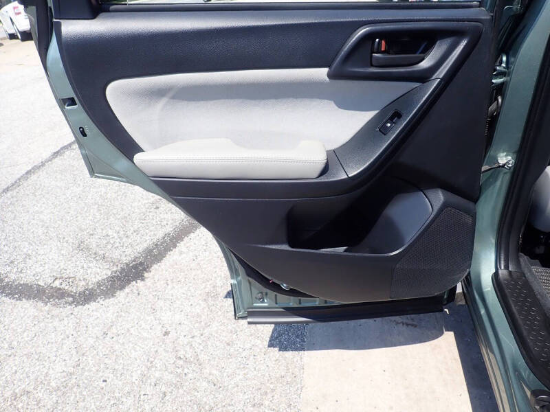 2016 Subaru Forester 2.5i