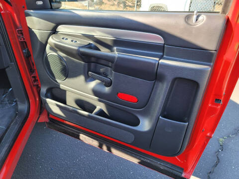 2005 Dodge Ram 1500 SRT-10