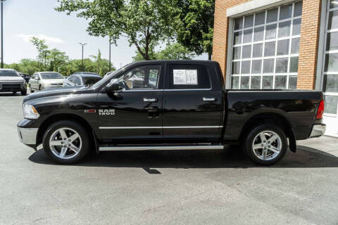 2016 RAM 1500 SLT