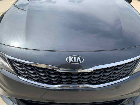 2020 Kia Optima LX