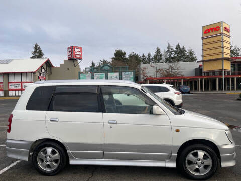 1998 Daihatsu Pyzar Charade