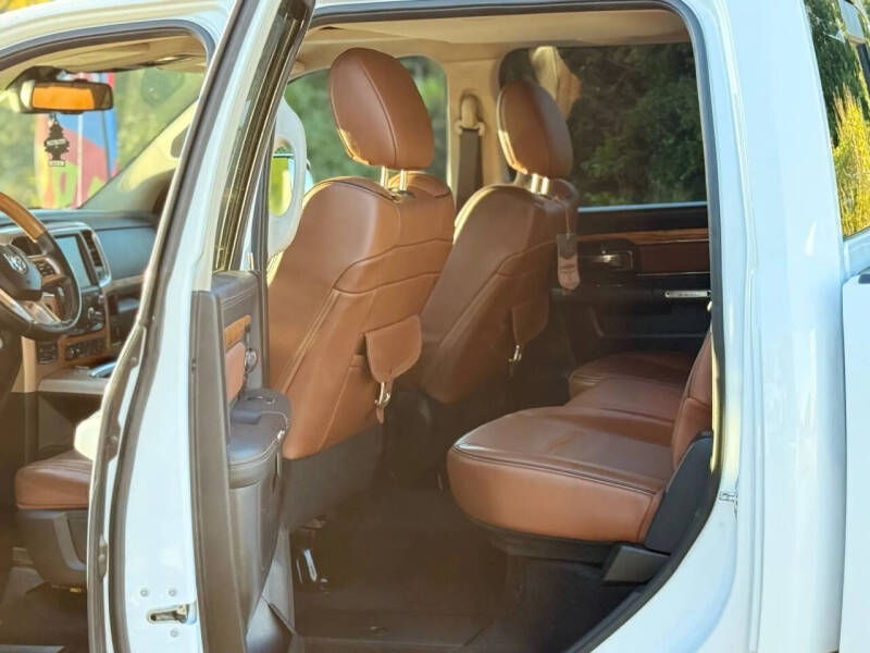 2016 RAM 1500 Laramie Longhorn