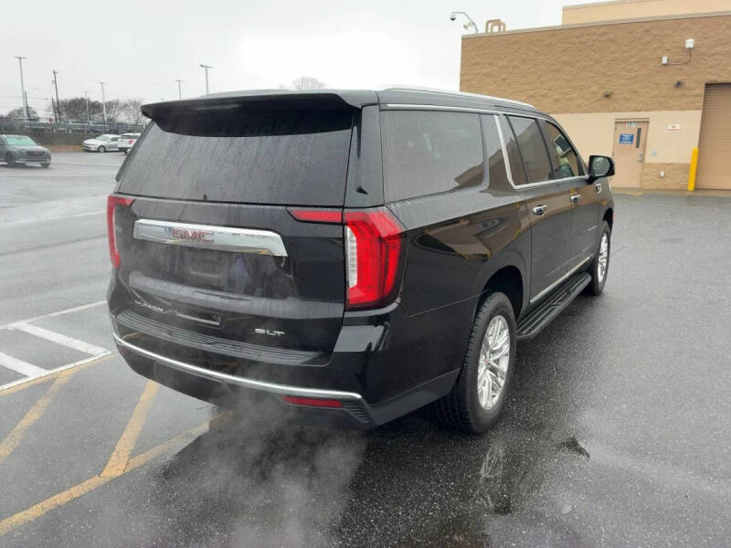 2022 GMC Yukon XL SLT