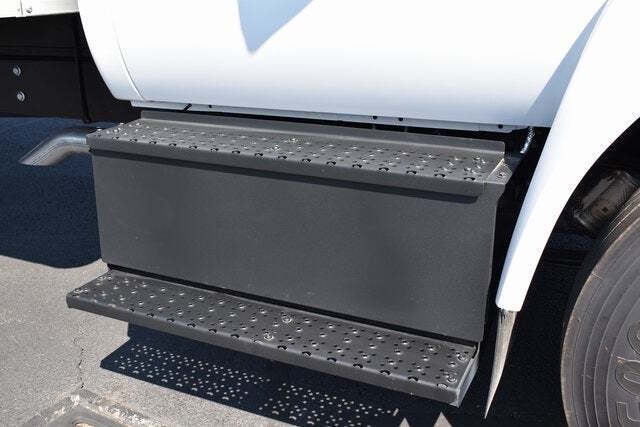 2025 Ford F-750 Super Duty