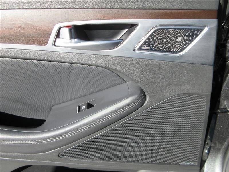 2020 Genesis G80